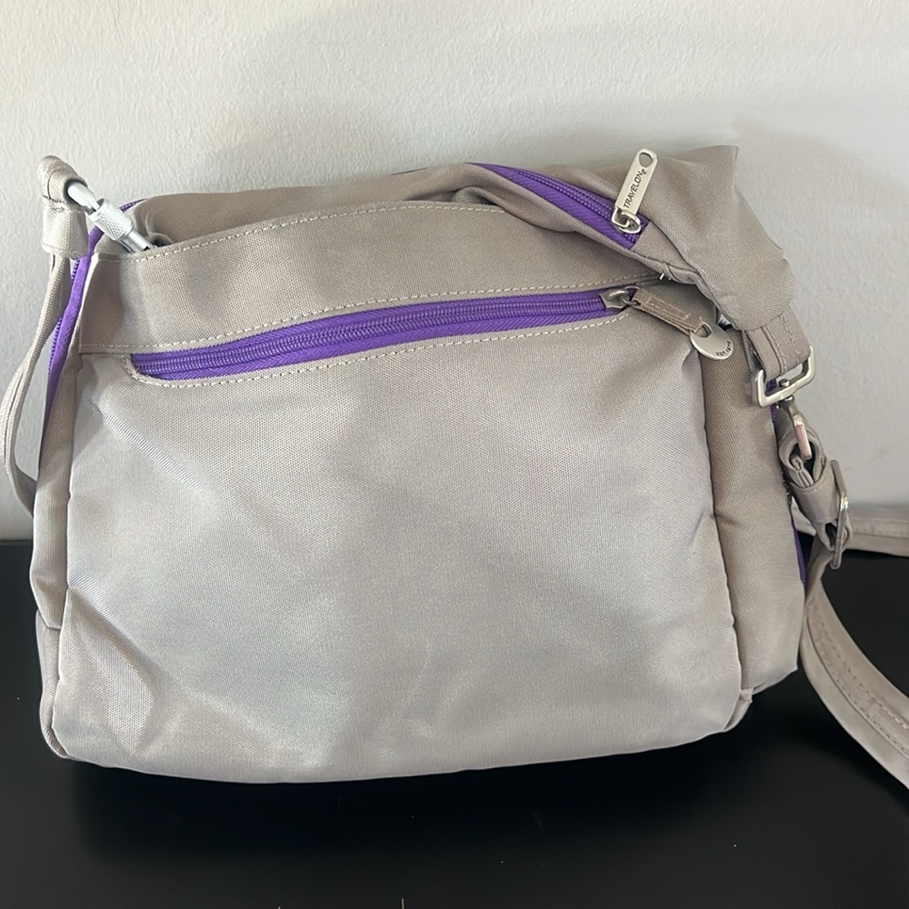 Travelon Anti Theft Crossbody Nylon gray with purple detail